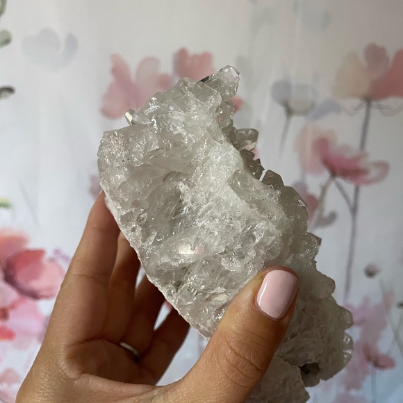 Beautiful sparkly super clear clear quartz crystal - Picture 3 of 8